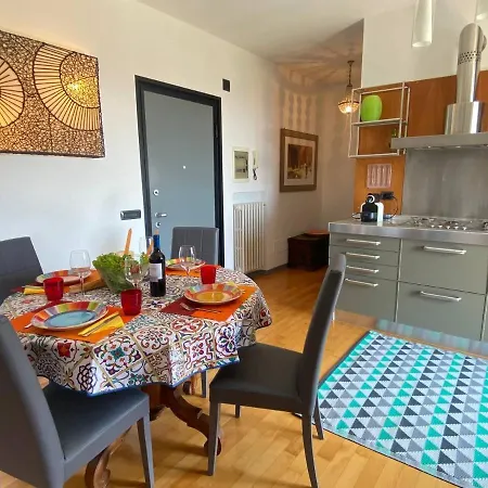 公寓 Casa Cristina Giulia 托斯科拉诺-马德尔诺