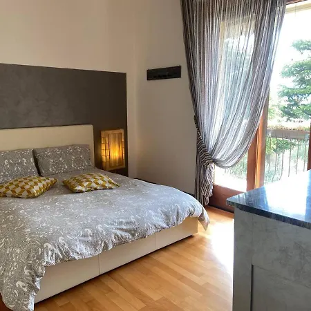 公寓 Casa Cristina Giulia 托斯科拉诺-马德尔诺