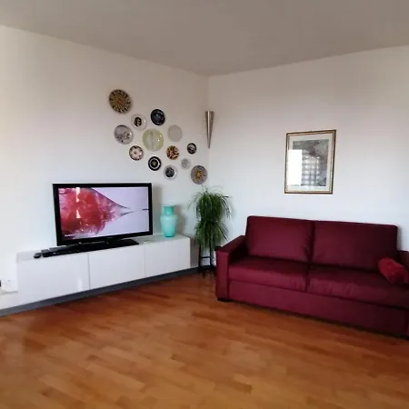 Casa Cristina Giulia * 托斯科拉诺-马德尔诺